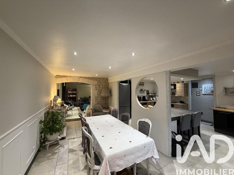 Maison de village - 263 m² - 8 pièces