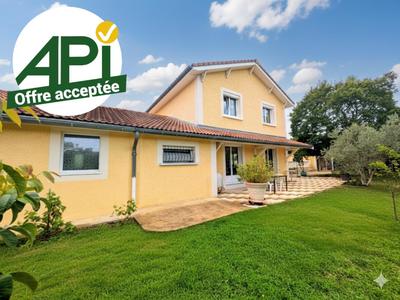 Maison - 150 m² - 6 pièces