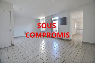 Maison - 96 m² - 5 pièces