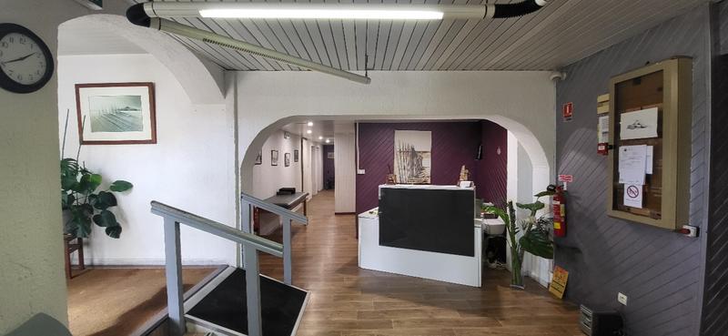 Maison - 219 m² - 10 pièces