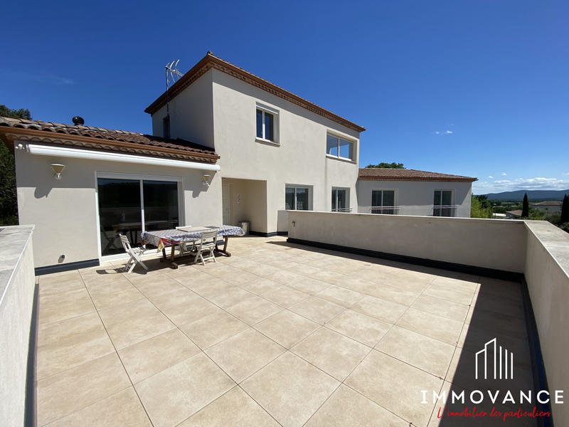 Maison - 162 m² - 5 pièces