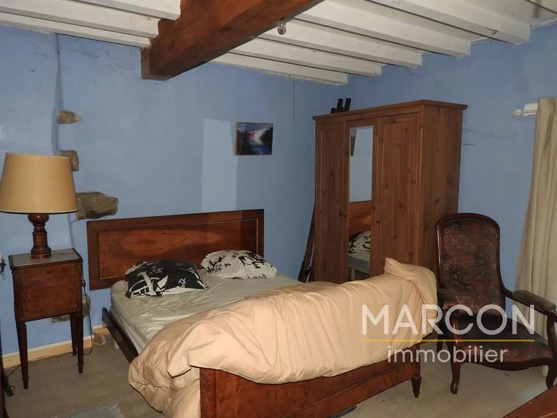 Maison de village - 513 m² - 7 pièces