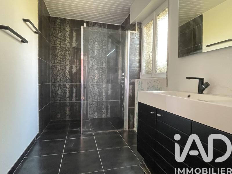 Maison - 184 m² - 7 pièces