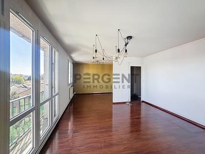 Appartement - 75 m² - 4 pièces