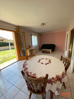 Villa - 99 m² - 4 pièces