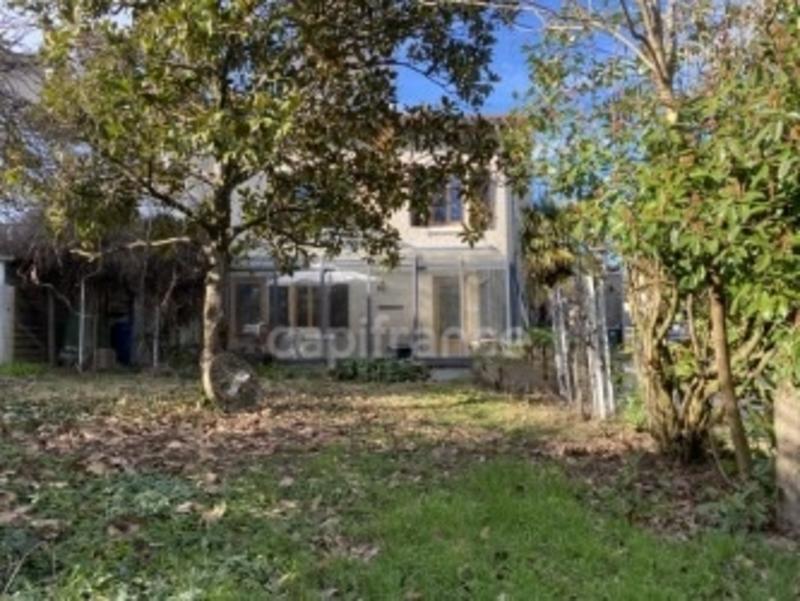 Maison - 160 m² - 7 pièces