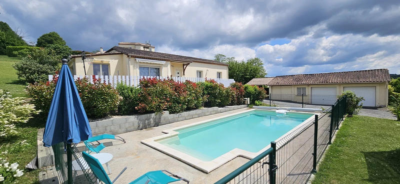 Maison - 167 m² - 7 pièces