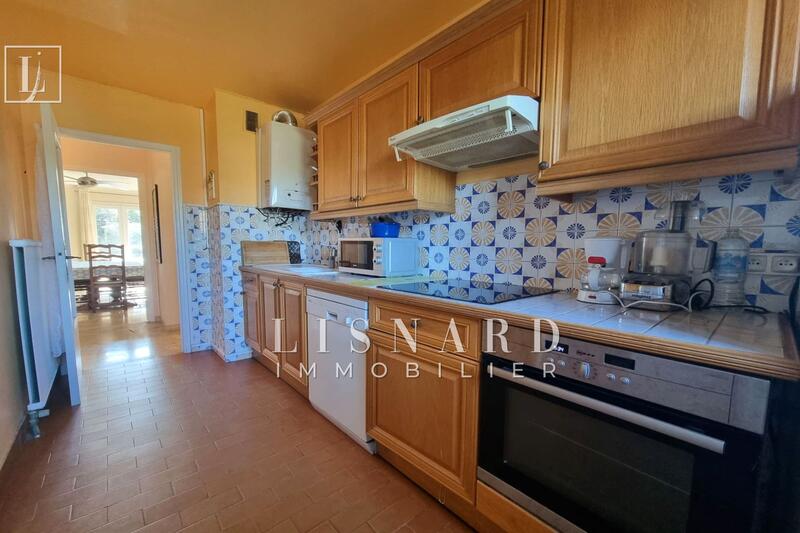 Appartement - 75 m² - 4 pièces