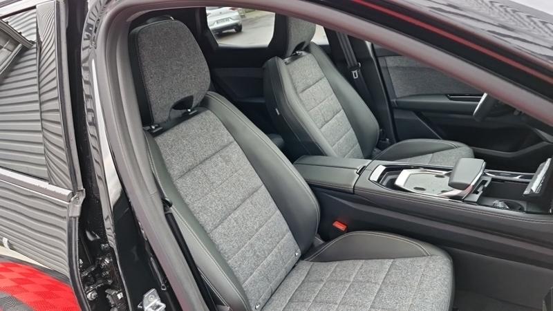 Renault Espace VI techno E-Tech full hybrid 200