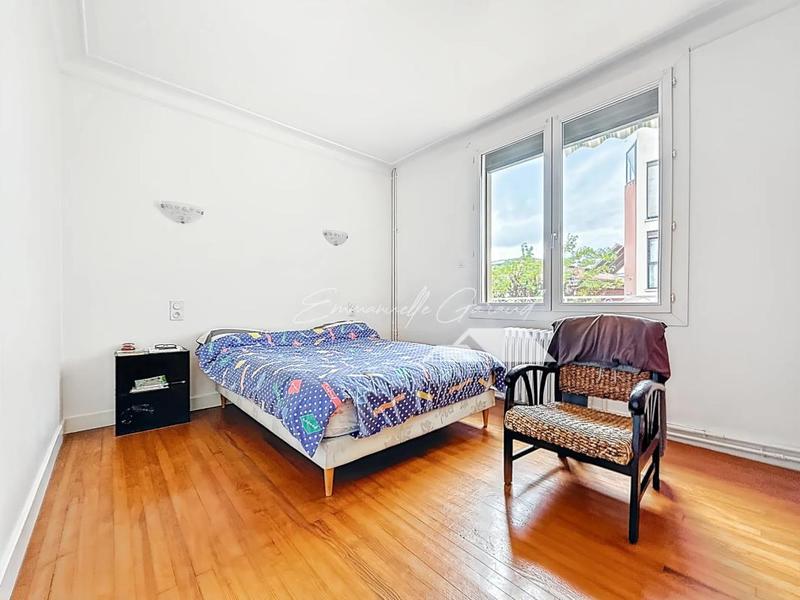 Appartement - 140 m² - 6 pièces