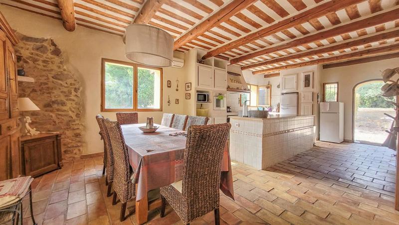 Maison - 160 m² - 8 pièces