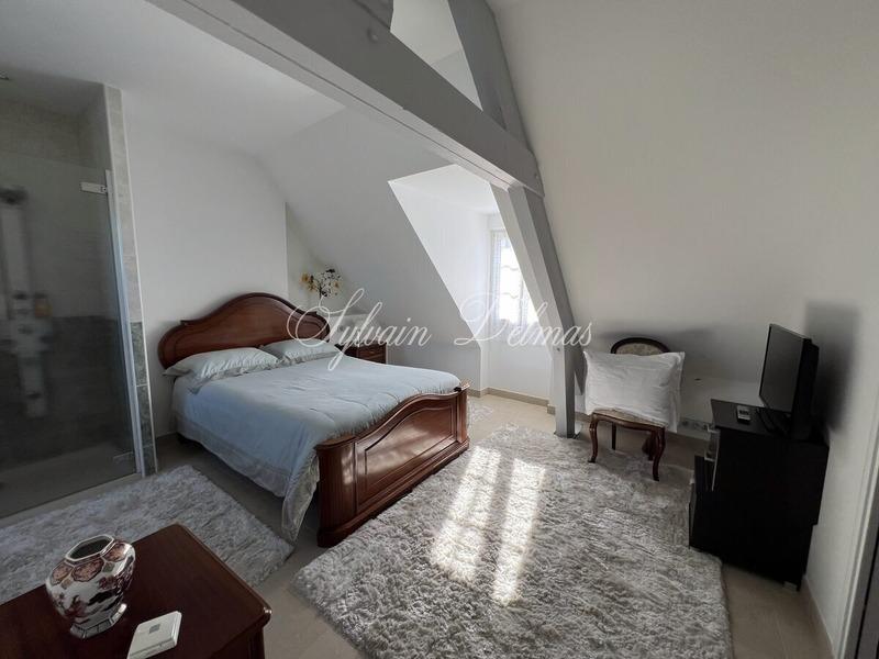 Longère - 500 m² - 8 pièces