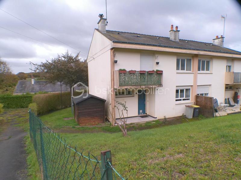 Maison - 98 m² - 4 pièces