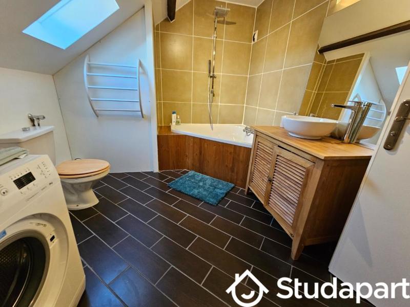 Chambre - 11 m² - 1 pièce