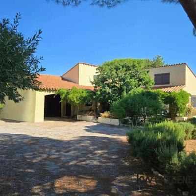 Propriété - 320 m² - 9 pièces