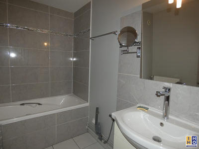 Appartement - 99 m² - 3 pièces