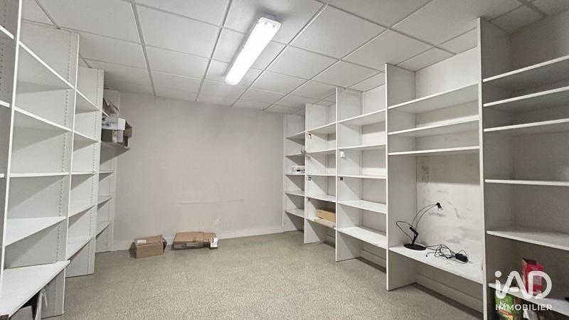 Local commercial - 99 m²