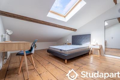 Chambre - 10 m² - 1 pièce