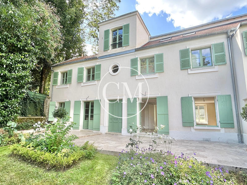 Maison - 160 m² - 7 pièces