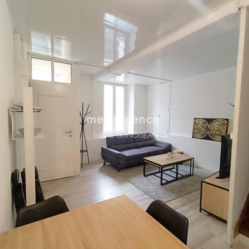 Maison - 90 m² - 5 pièces