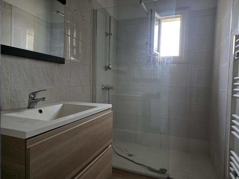 Maison traditionnelle - 200 m² - 9 pièces