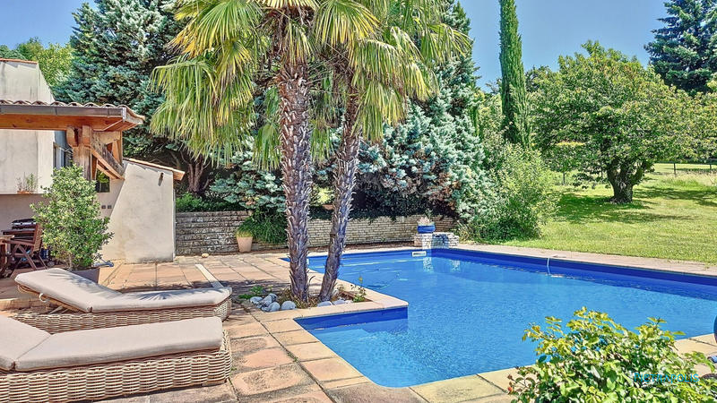 Villa - 265 m² - 7 pièces