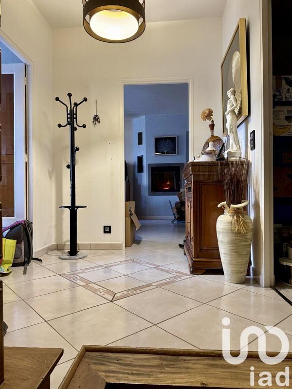 Maison - 219 m² - 7 pièces