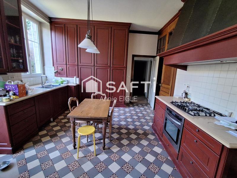 Maison de maîtres - 356 m² - 10 pièces