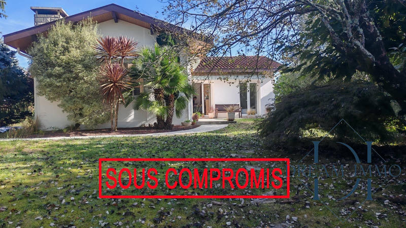 Maison - 140 m² - 4 pièces