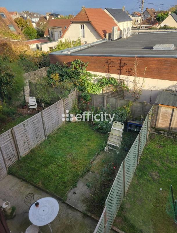 Maison bourgeoise - 200 m² - 11 pièces