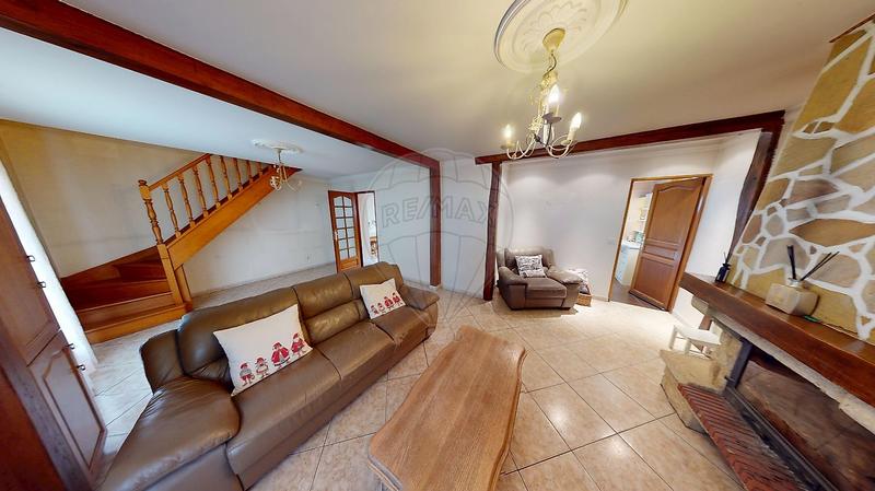 Maison - 100 m² - 5 pièces