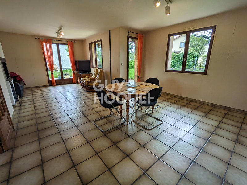 Maison - 140 m² - 7 pièces