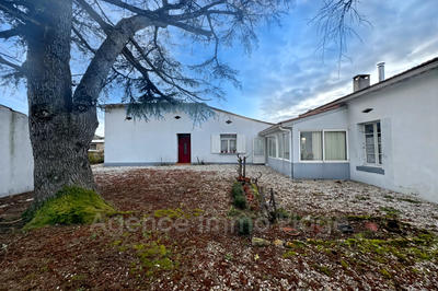 Maison - 138 m² - 8 pièces