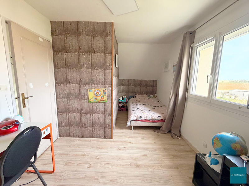 Maison - 102 m² - 6 pièces