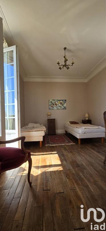 Château - 326 m² - 12 pièces