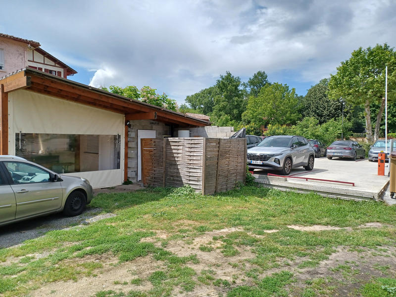 Fonds de commerce - 180 m²