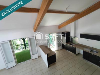 Maison - 102 m² - 6 pièces
