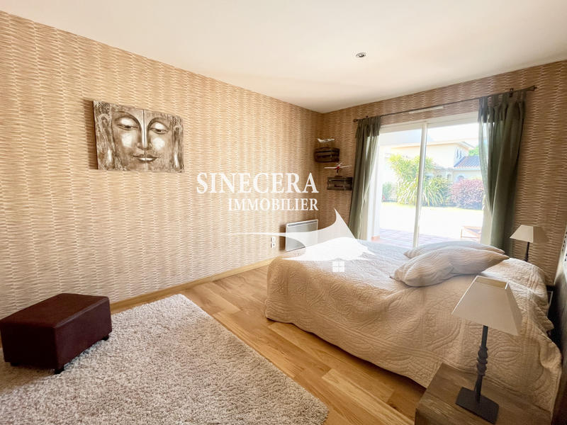 Villa - 193 m² - 6 pièces