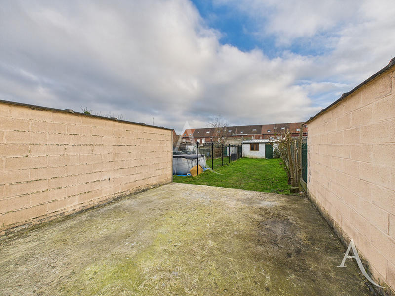 Maison - 101 m² - 5 pièces