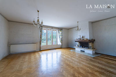 Maison - 101 m² - 5 pièces