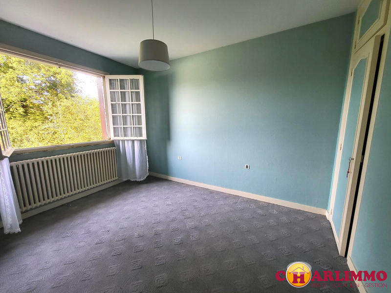 Maison traditionnelle - 121 m² - 6 pièces