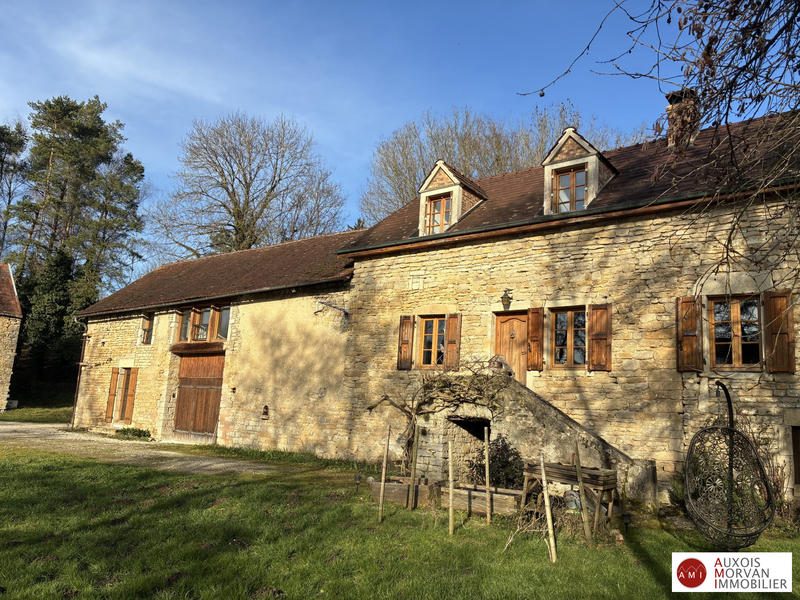 Maison ancienne - 259 m² - 6 pièces