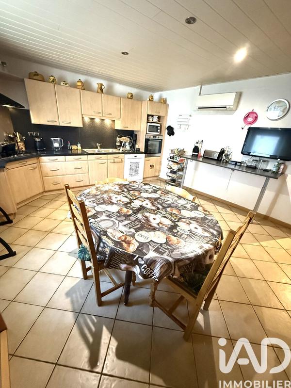 Maison - 224 m² - 8 pièces