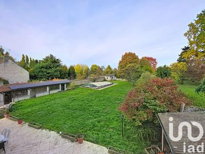 Maison - 214 m² - 10 pièces