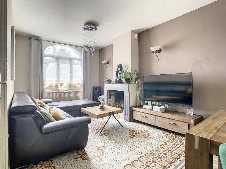 Maison bourgeoise - 158 m² - 6 pièces