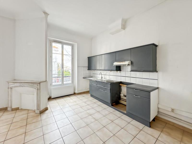 Appartement - 84 m² - 4 pièces