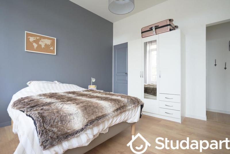 Chambre - 10 m² - 1 pièce