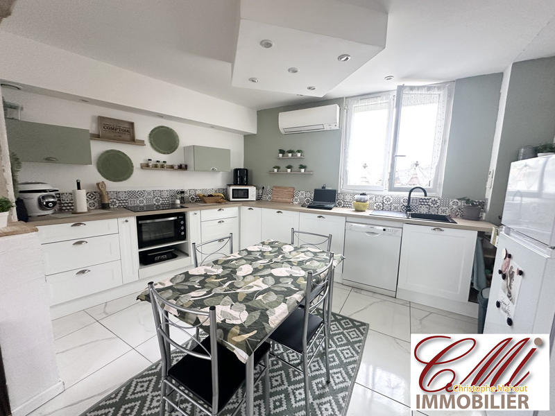 Maison - 146 m² - 6 pièces