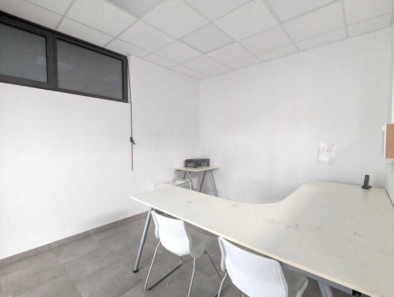 Local commercial - 420 m² - 4 pièces