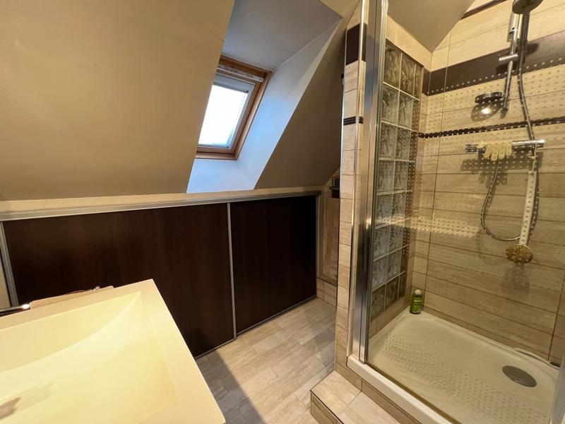 Villa - 185 m² - 6 pièces